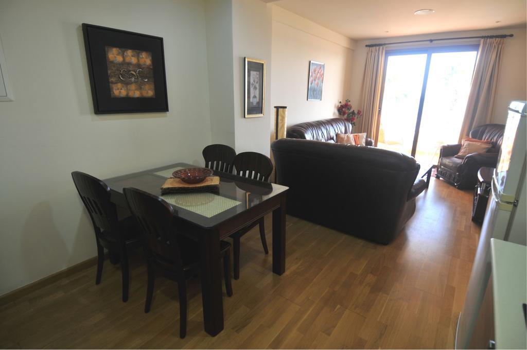 Ithaki Phinikoudes Apartment No. 202 ลาร์นาคา ห้อง รูปภาพ