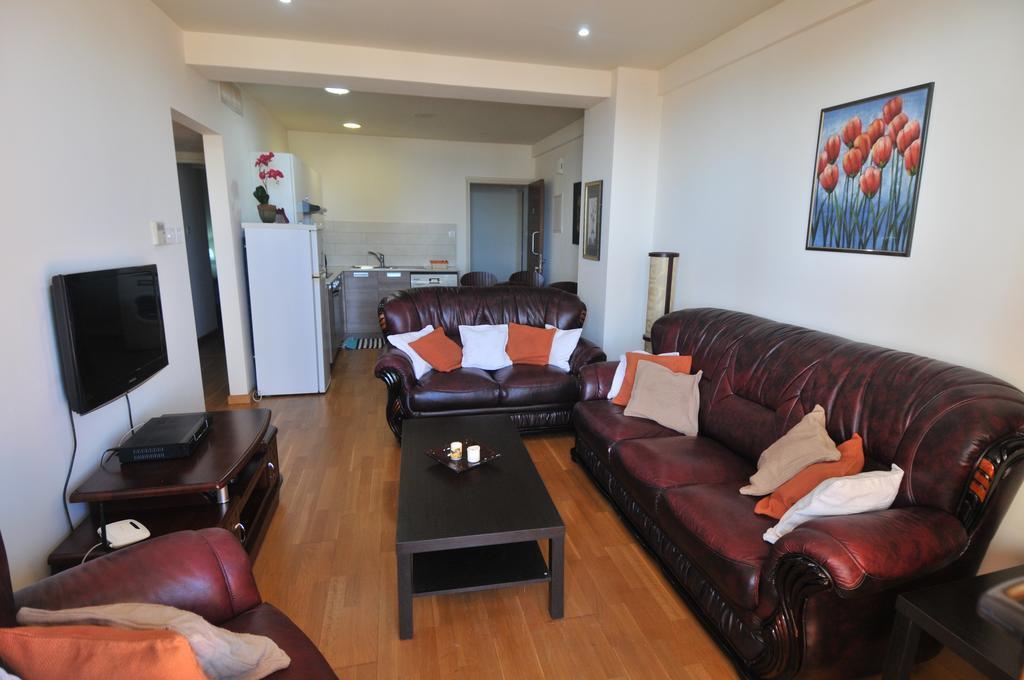 Ithaki Phinikoudes Apartment No. 202 ลาร์นาคา ห้อง รูปภาพ