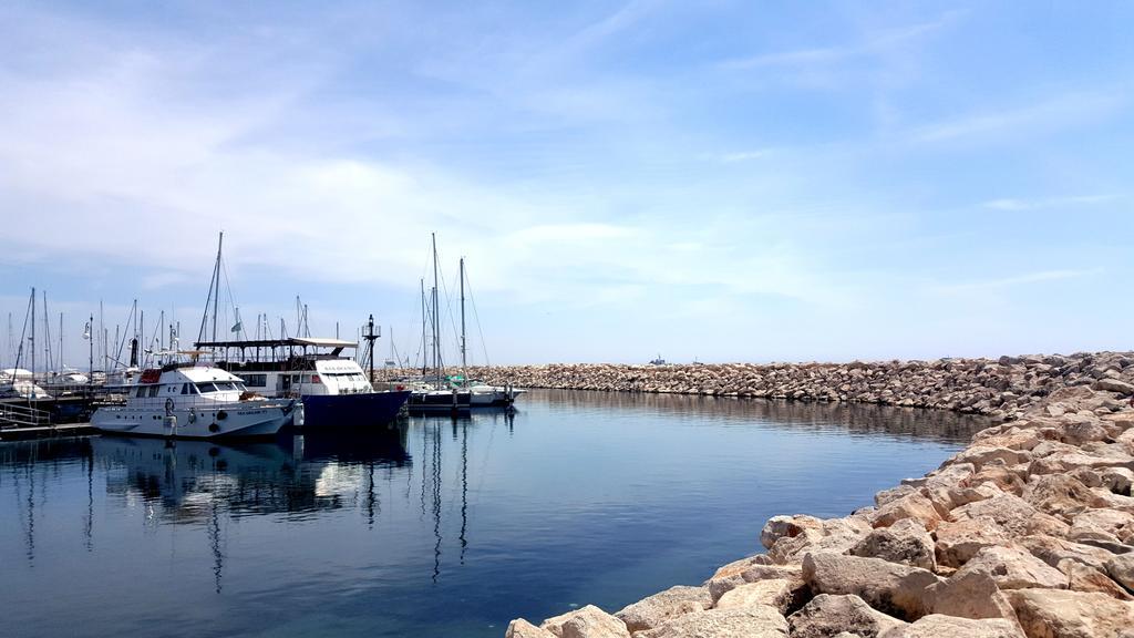 Ithaki Phinikoudes Apartment No. 202 ลาร์นาคา ภายนอก รูปภาพ