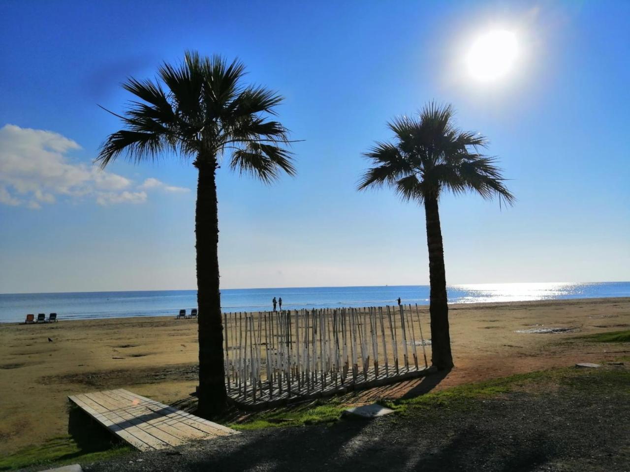 Ithaki Phinikoudes Apartment No. 202 ลาร์นาคา ภายนอก รูปภาพ