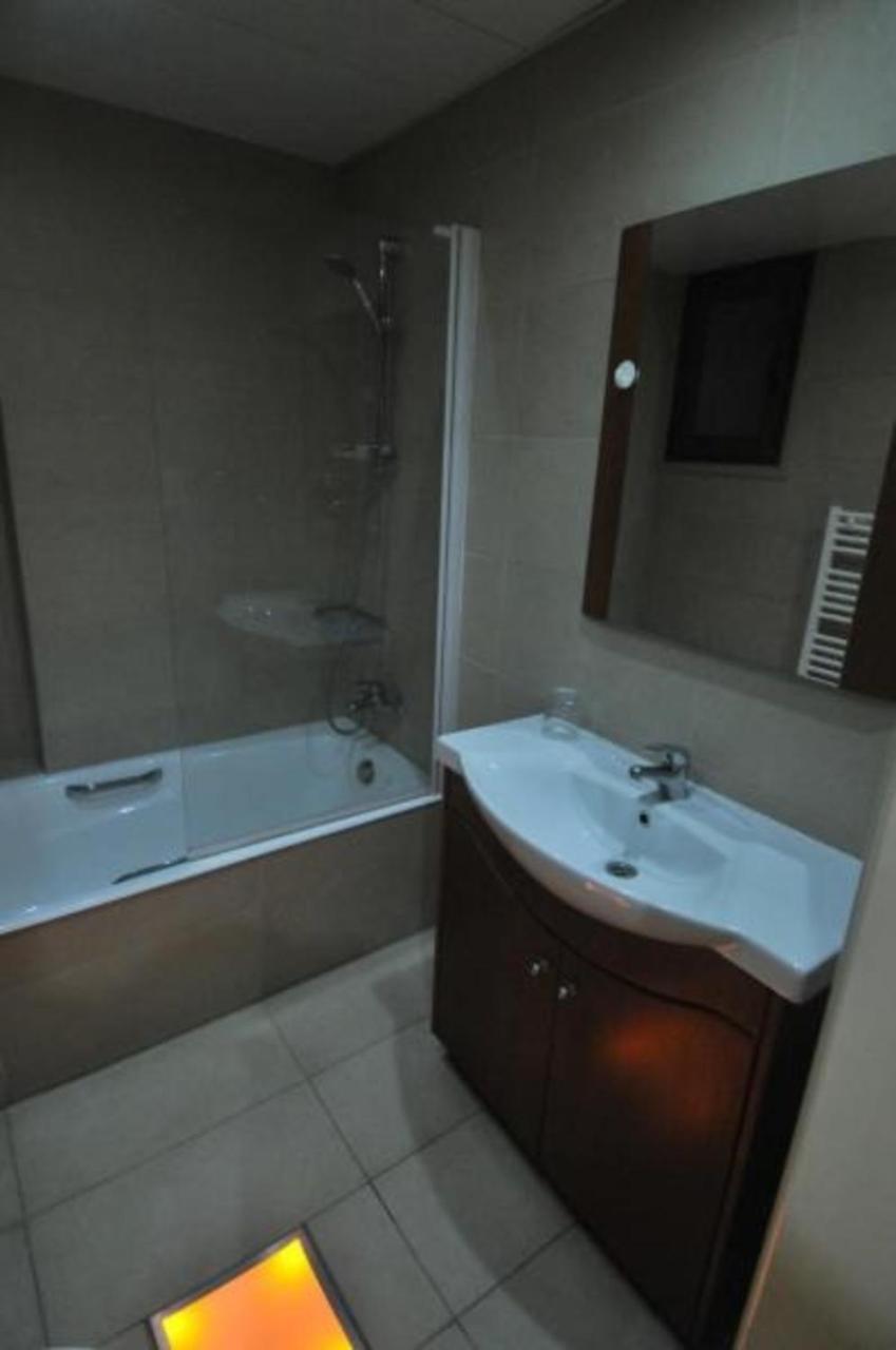 Ithaki Phinikoudes Apartment No. 202 ลาร์นาคา ภายนอก รูปภาพ